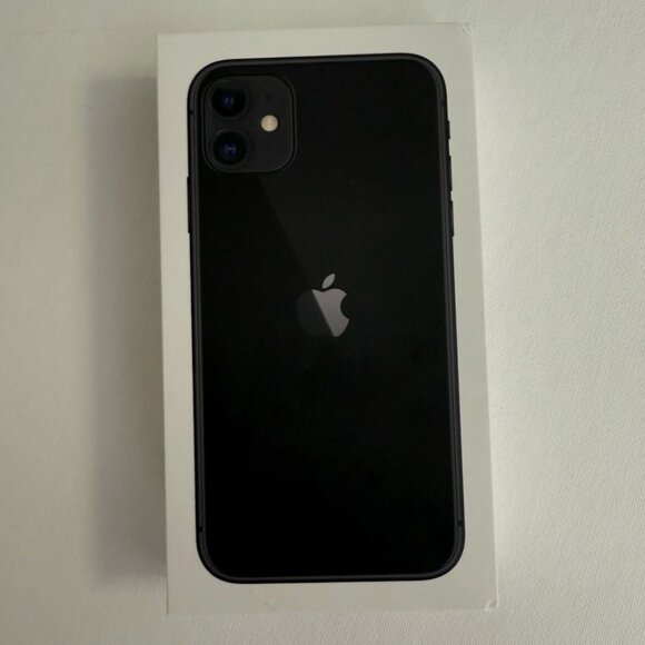 Apple iPhone 11 - Picture 6 of 13